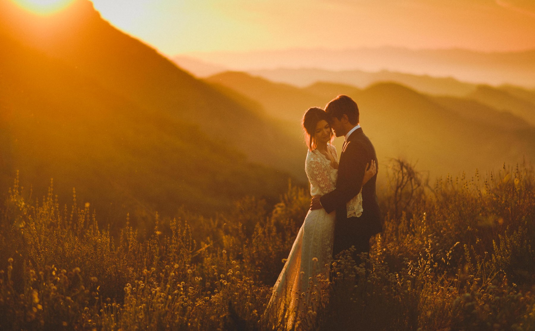 wedding, sunlight, sunset, golden hour, wedding, photography, couple